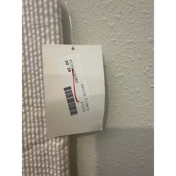 Simply Bliss 2T 100% Cotton Striped Romper - Picture 3 of 7